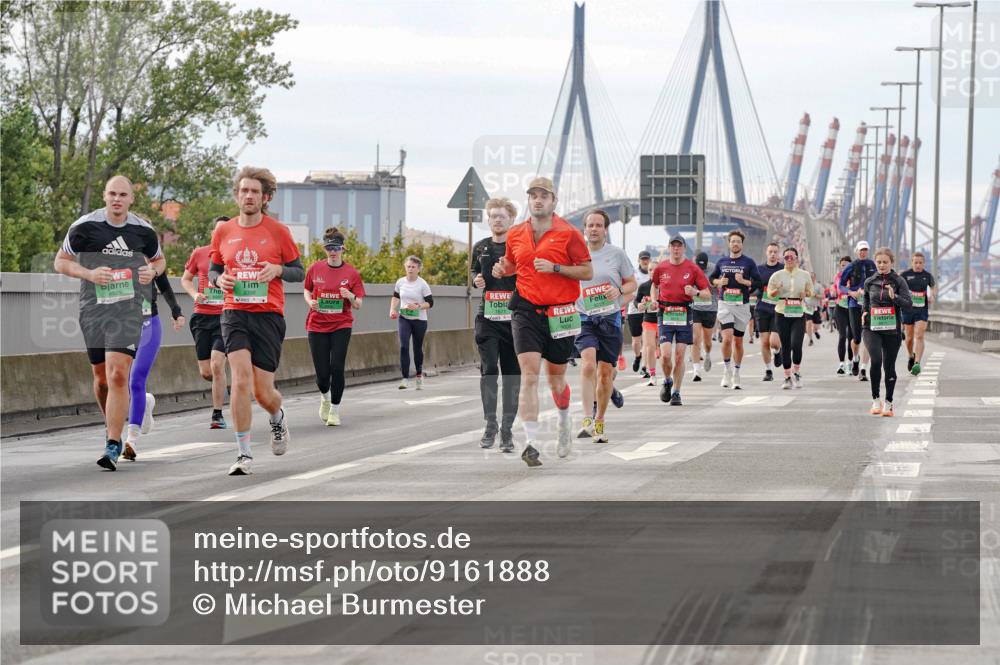03.10.2025 - Köhlbrandbrückenlauf Michael Burmester http://msf.ph/oto/9161888 03.10.2025 16:02:14 Position 3  meine-sportfotos.de