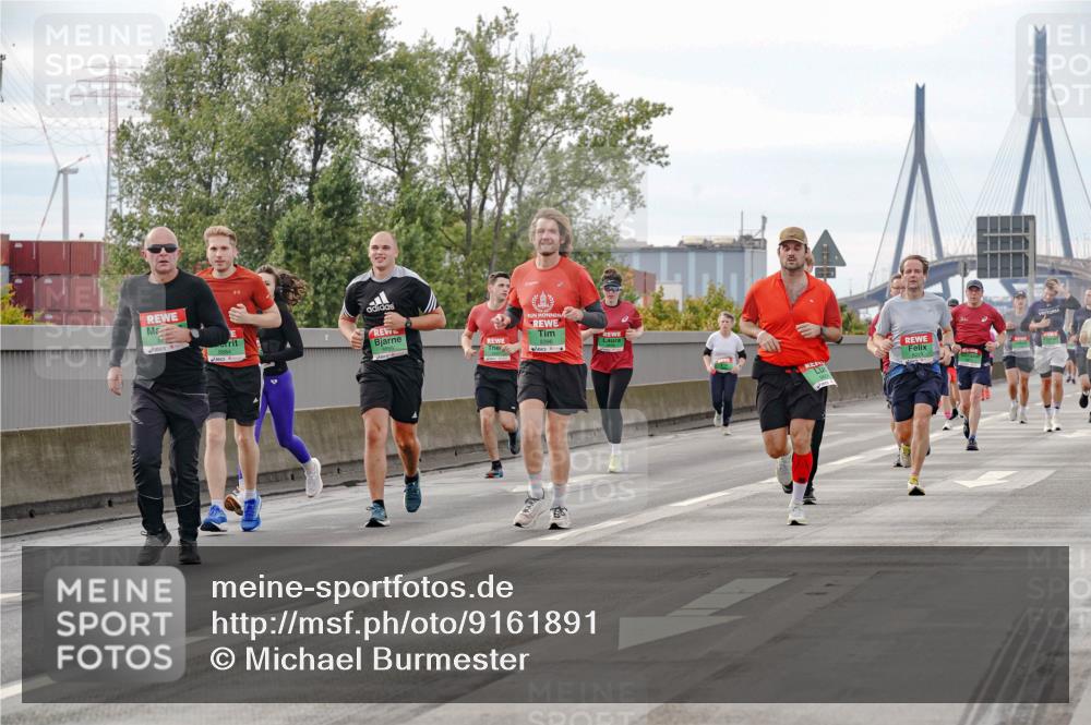 03.10.2025 - Köhlbrandbrückenlauf Michael Burmester http://msf.ph/oto/9161891 03.10.2025 16:02:16 Position 3  meine-sportfotos.de