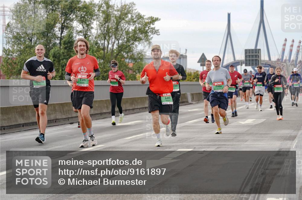 03.10.2025 - Köhlbrandbrückenlauf Michael Burmester http://msf.ph/oto/9161897 03.10.2025 16:02:18 Position 3 9396, 9608 meine-sportfotos.de