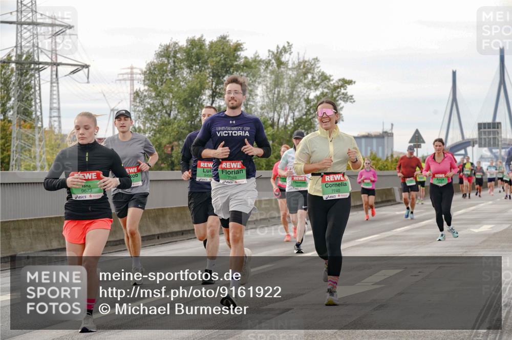 03.10.2025 - Köhlbrandbrückenlauf Michael Burmester http://msf.ph/oto/9161922 03.10.2025 16:02:31 Position 3 9673, 8456, 7703, 7740 meine-sportfotos.de