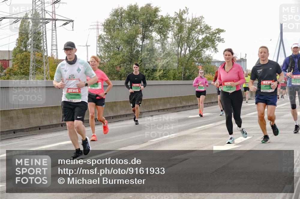 03.10.2025 - Köhlbrandbrückenlauf Michael Burmester http://msf.ph/oto/9161933 03.10.2025 16:02:35 Position 3 9580, 7133, 7412, 7334 meine-sportfotos.de
