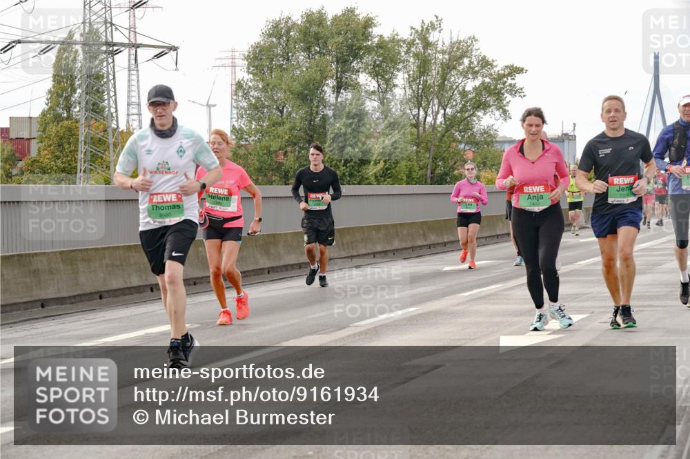 03.10.2025 - Köhlbrandbrückenlauf Michael Burmester http://msf.ph/oto/9161934 03.10.2025 16:02:35 Position 3 7992, 9580, 7412 meine-sportfotos.de