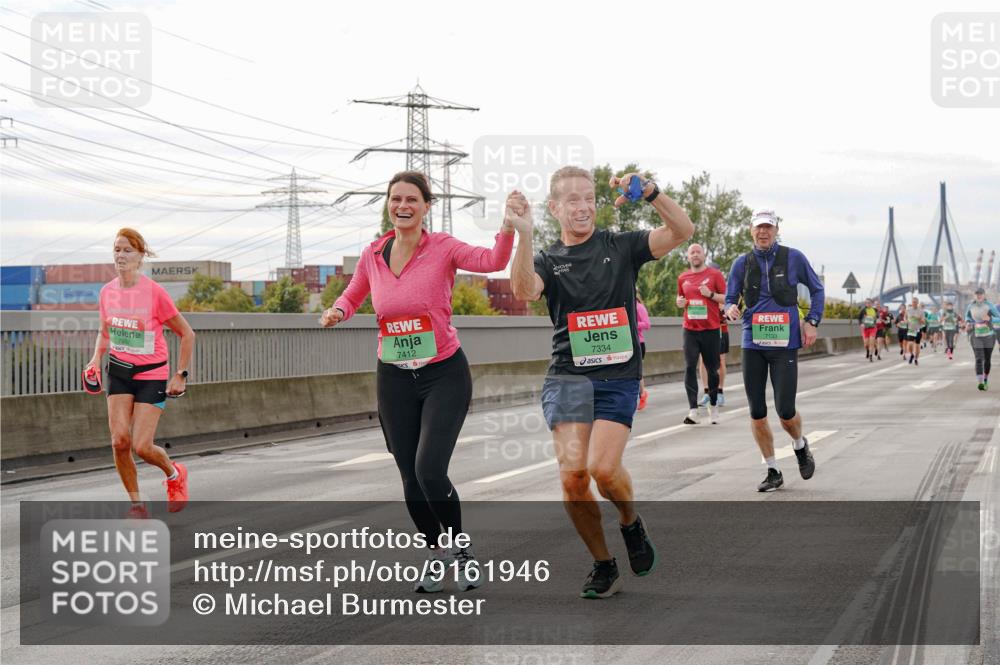 03.10.2025 - Köhlbrandbrückenlauf Michael Burmester http://msf.ph/oto/9161946 03.10.2025 16:02:39 Position 3 7992, 7412, 7334, 7133 meine-sportfotos.de