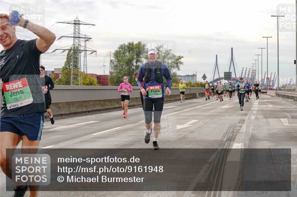 03.10.2025 - Köhlbrandbrückenlauf Michael Burmester http://msf.ph/oto/9161948 03.10.2025 16:02:40 Position 3 7334, 7133 meine-sportfotos.de