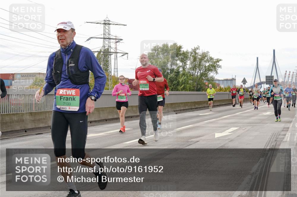 03.10.2025 - Köhlbrandbrückenlauf Michael Burmester http://msf.ph/oto/9161952 03.10.2025 16:02:42 Position 3 7133, 8214 meine-sportfotos.de