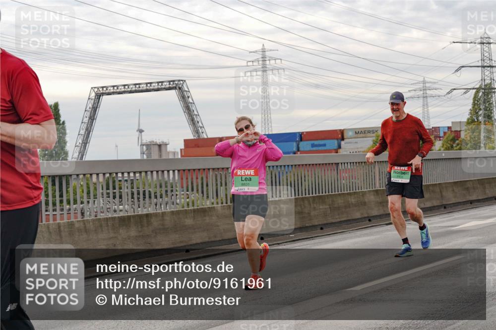 03.10.2025 - Köhlbrandbrückenlauf Michael Burmester http://msf.ph/oto/9161961 03.10.2025 16:02:45 Position 3 8831, 7406 meine-sportfotos.de