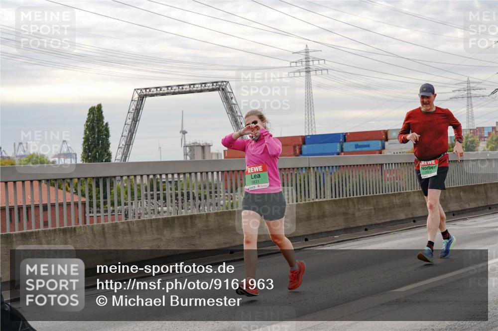 03.10.2025 - Köhlbrandbrückenlauf Michael Burmester http://msf.ph/oto/9161963 03.10.2025 16:02:46 Position 3 8831, 7406 meine-sportfotos.de