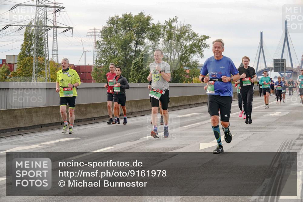 03.10.2025 - Köhlbrandbrückenlauf Michael Burmester http://msf.ph/oto/9161978 03.10.2025 16:02:52 Position 3  meine-sportfotos.de