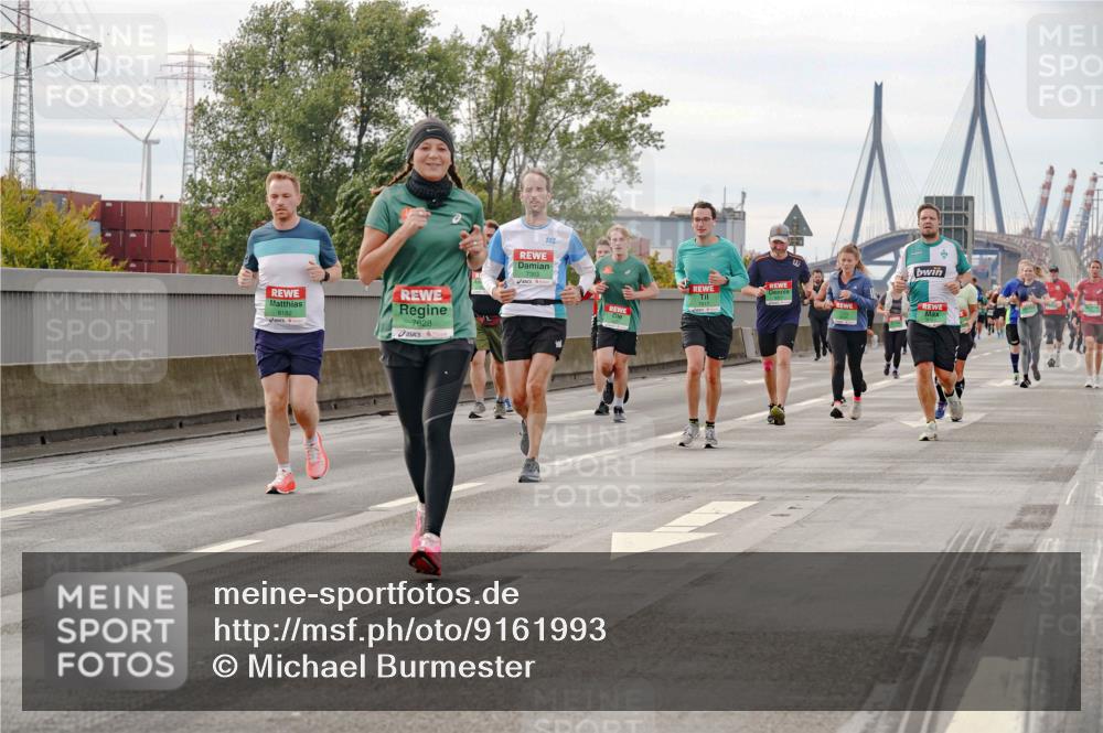03.10.2025 - Köhlbrandbrückenlauf Michael Burmester http://msf.ph/oto/9161993 03.10.2025 16:02:58 Position 3 8182, 388, 7383, 7628 meine-sportfotos.de