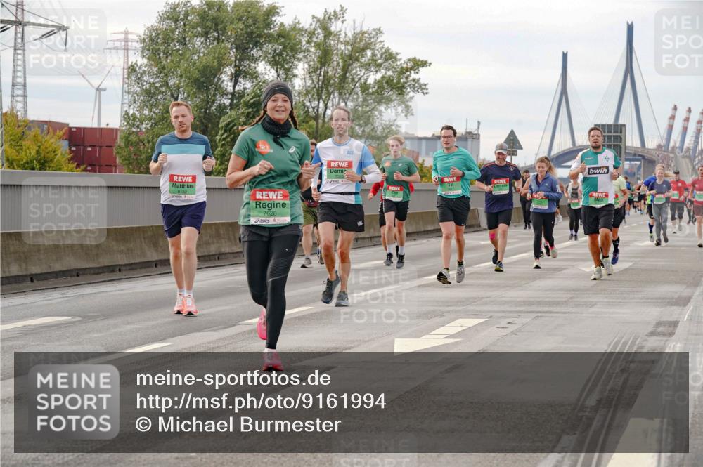 03.10.2025 - Köhlbrandbrückenlauf Michael Burmester http://msf.ph/oto/9161994 03.10.2025 16:02:58 Position 3 7628 meine-sportfotos.de