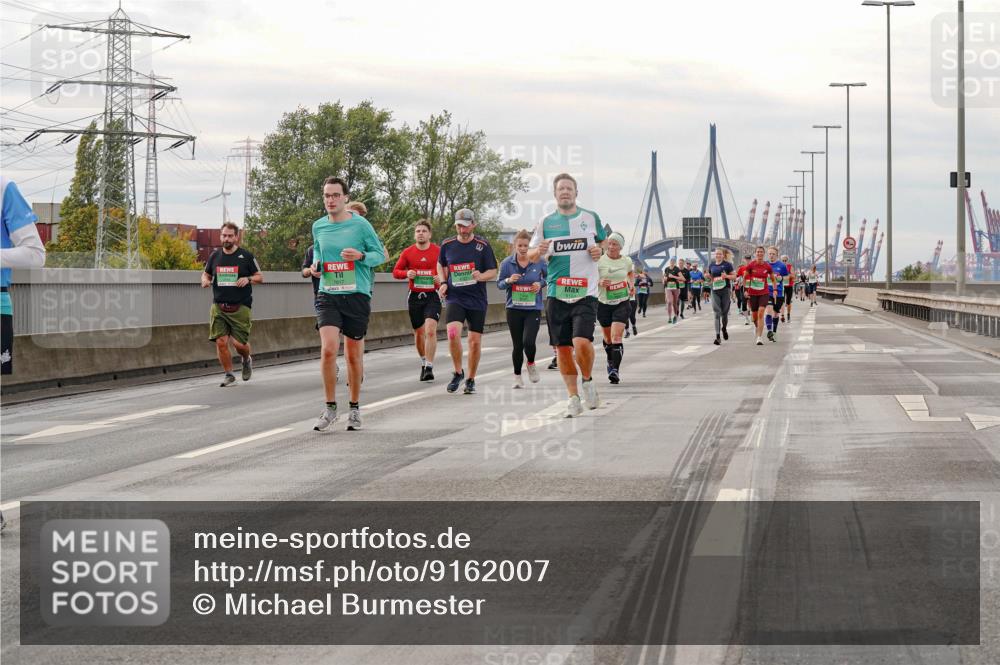 03.10.2025 - Köhlbrandbrückenlauf Michael Burmester http://msf.ph/oto/9162007 03.10.2025 16:03:02 Position 3  meine-sportfotos.de