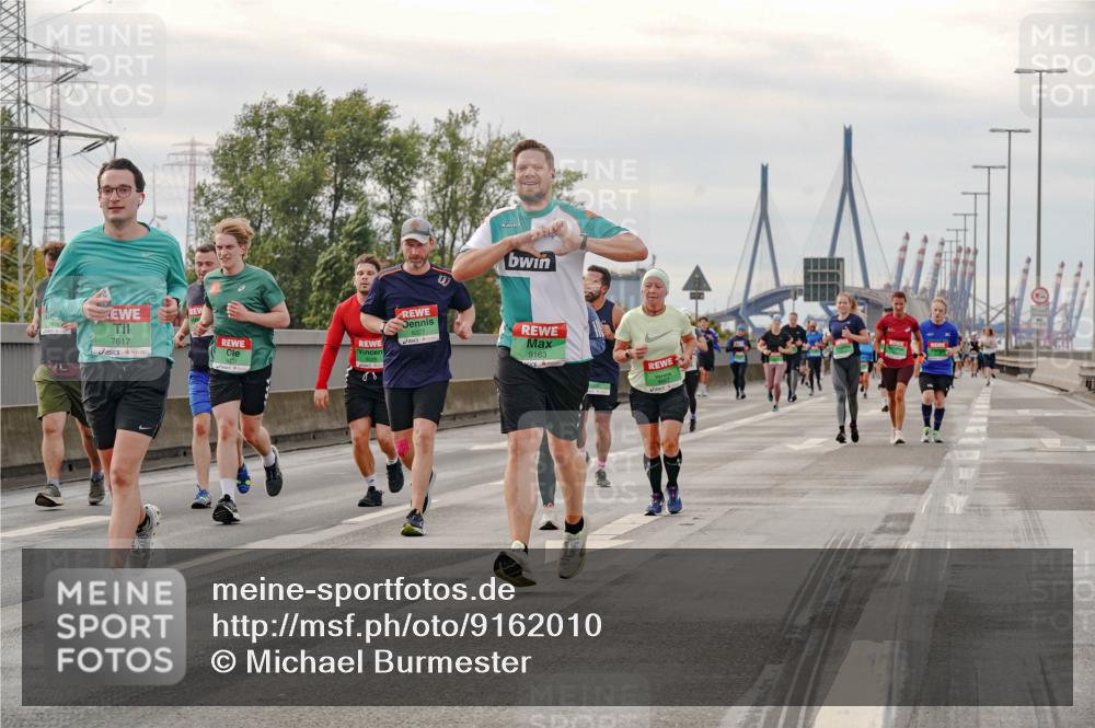 03.10.2025 - Köhlbrandbrückenlauf Michael Burmester http://msf.ph/oto/9162010 03.10.2025 16:03:04 Position 3 7617, 08, 9163 meine-sportfotos.de