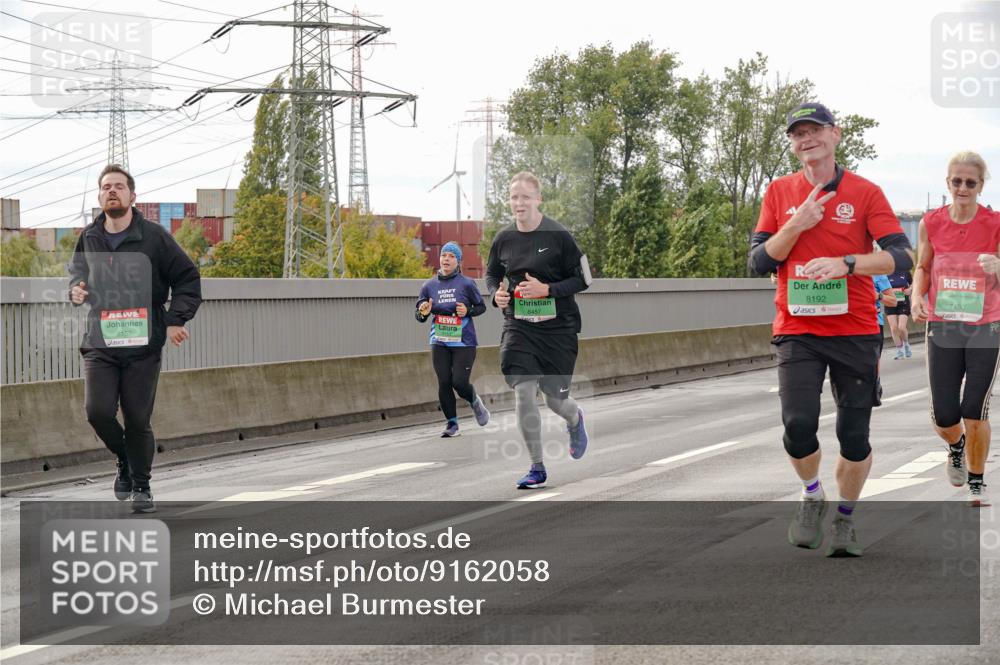 03.10.2025 - Köhlbrandbrückenlauf Michael Burmester http://msf.ph/oto/9162058 03.10.2025 16:03:20 Position 3 8157, 8457, 8192, 7430 meine-sportfotos.de