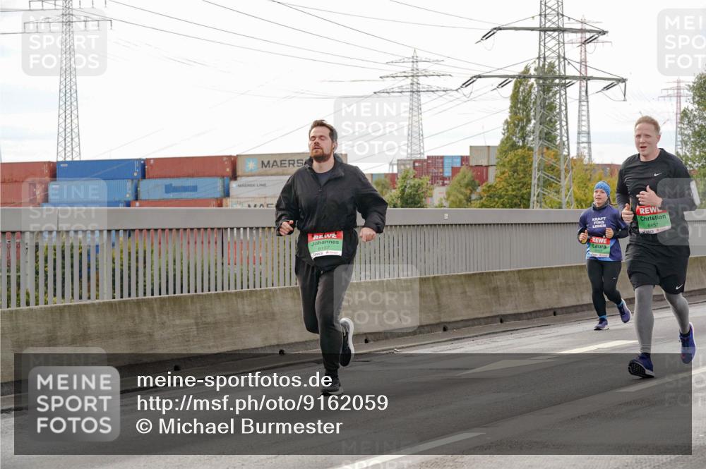 03.10.2025 - Köhlbrandbrückenlauf Michael Burmester http://msf.ph/oto/9162059 03.10.2025 16:03:21 Position 3 8157, 8457 meine-sportfotos.de
