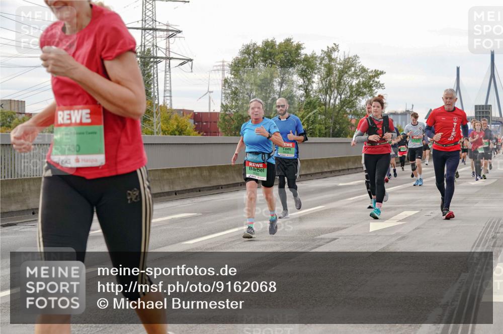 03.10.2025 - Köhlbrandbrückenlauf Michael Burmester http://msf.ph/oto/9162068 03.10.2025 16:03:24 Position 3 7430, 60 meine-sportfotos.de