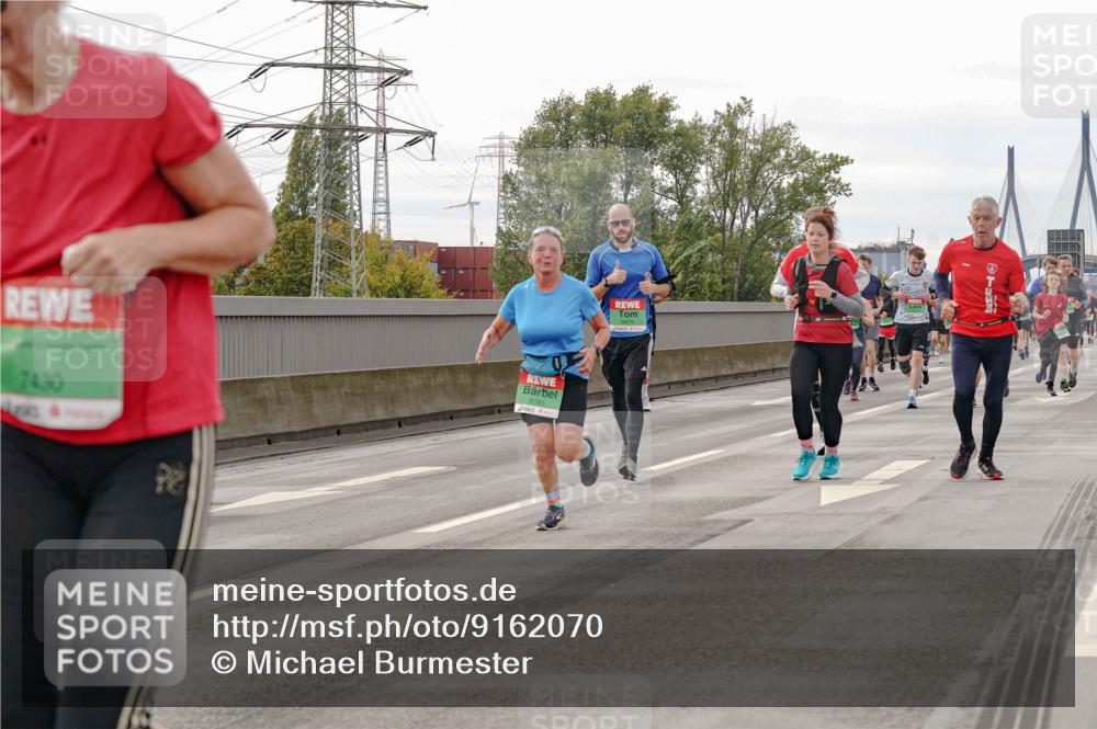 03.10.2025 - Köhlbrandbrückenlauf Michael Burmester http://msf.ph/oto/9162070 03.10.2025 16:03:24 Position 3 7430, 9185 meine-sportfotos.de