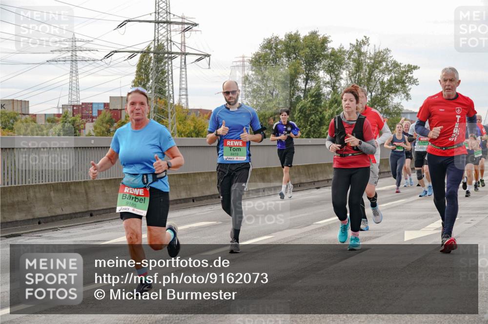 03.10.2025 - Köhlbrandbrückenlauf Michael Burmester http://msf.ph/oto/9162073 03.10.2025 16:03:26 Position 3 9185, 8419 meine-sportfotos.de