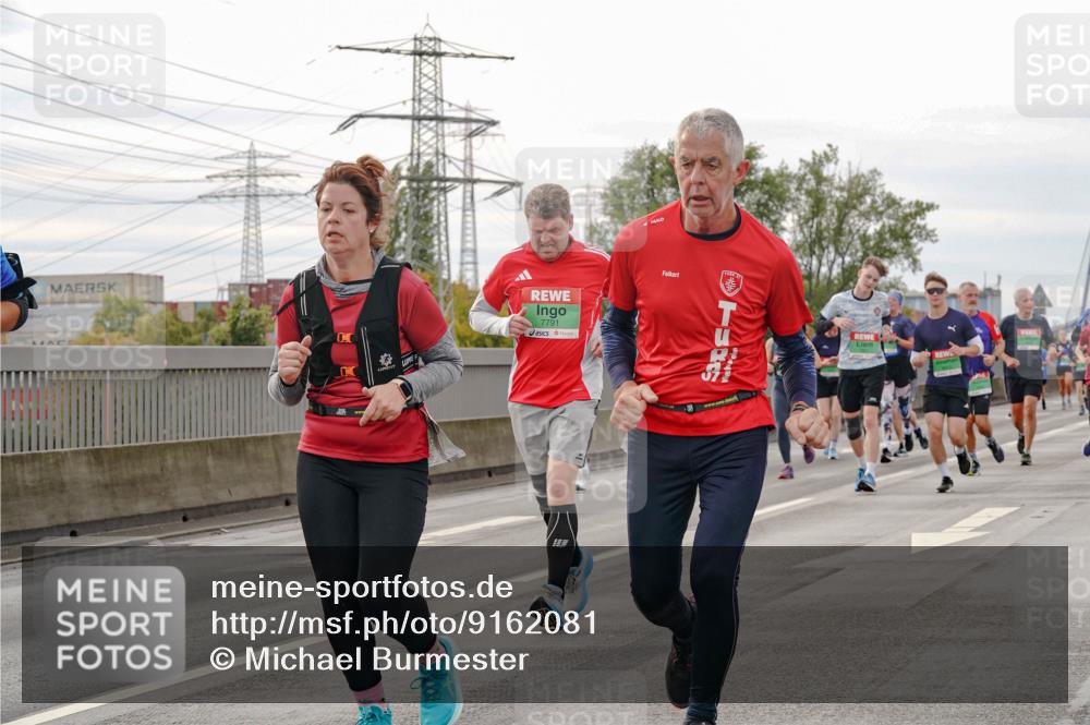 03.10.2025 - Köhlbrandbrückenlauf Michael Burmester http://msf.ph/oto/9162081 03.10.2025 16:03:28 Position 3 7791 meine-sportfotos.de