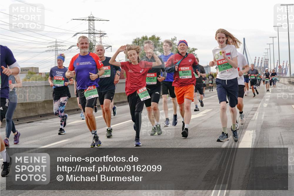 03.10.2025 - Köhlbrandbrückenlauf Michael Burmester http://msf.ph/oto/9162099 03.10.2025 16:03:35 Position 3 3, 8899, 8898, 8367, 1, 8654, 7978 meine-sportfotos.de