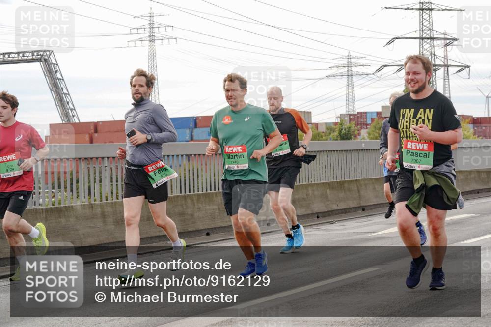 03.10.2025 - Köhlbrandbrückenlauf Michael Burmester http://msf.ph/oto/9162129 03.10.2025 16:03:44 Position 3 9724, 7475, 7748, 7749, 7987 meine-sportfotos.de