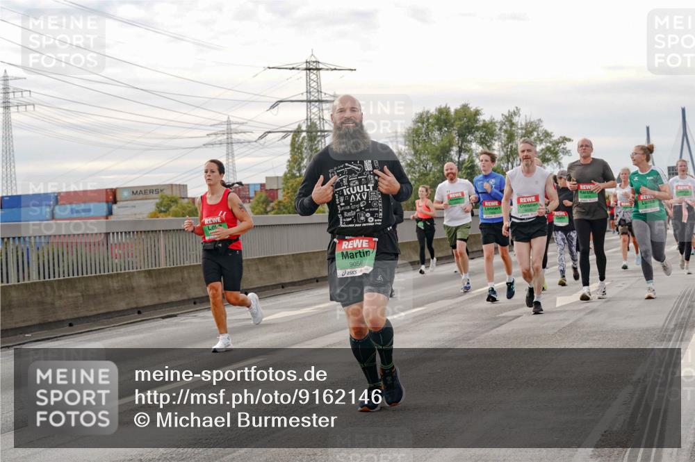 03.10.2025 - Köhlbrandbrückenlauf Michael Burmester http://msf.ph/oto/9162146 03.10.2025 16:03:51 Position 3 9056 meine-sportfotos.de