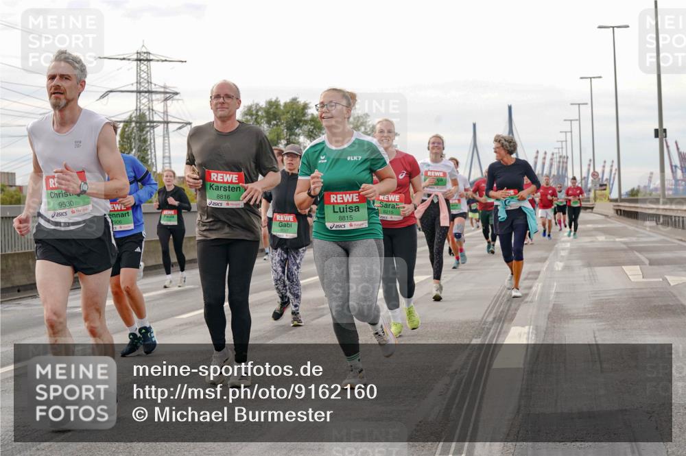 03.10.2025 - Köhlbrandbrückenlauf Michael Burmester http://msf.ph/oto/9162160 03.10.2025 16:03:54 Position 3 9530, 8816, 906, 7, 8815, 8215 meine-sportfotos.de