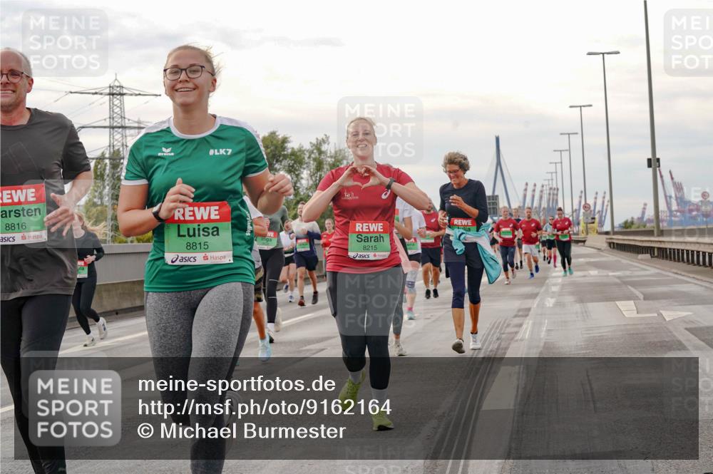 03.10.2025 - Köhlbrandbrückenlauf Michael Burmester http://msf.ph/oto/9162164 03.10.2025 16:03:55 Position 3 8816, 7, 8815, 8215 meine-sportfotos.de