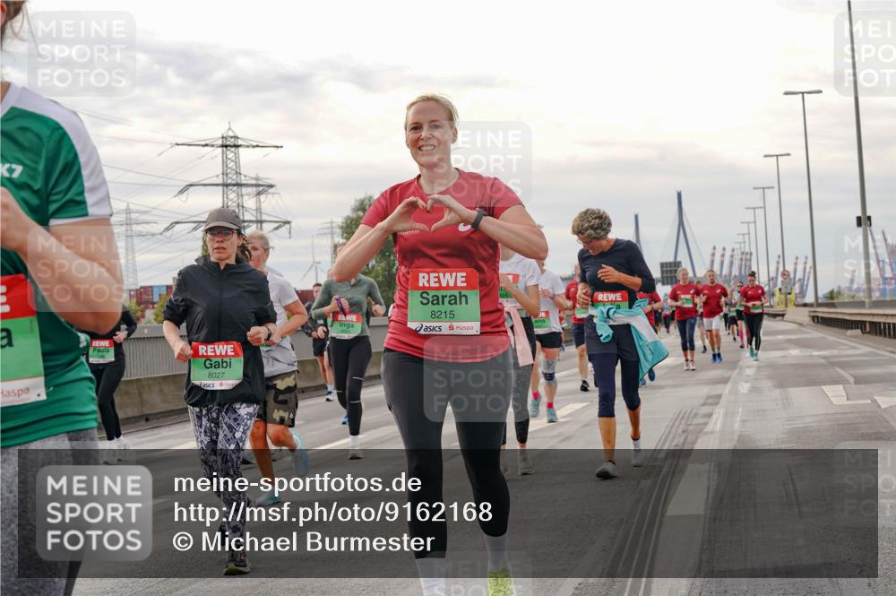 03.10.2025 - Köhlbrandbrückenlauf Michael Burmester http://msf.ph/oto/9162168 03.10.2025 16:03:56 Position 3 7, 8027, 8215 meine-sportfotos.de