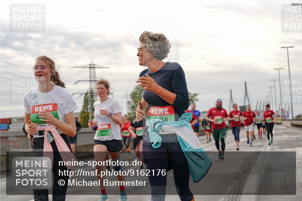 03.10.2025 - Köhlbrandbrückenlauf Michael Burmester http://msf.ph/oto/9162176 03.10.2025 16:03:59 Position 3  meine-sportfotos.de