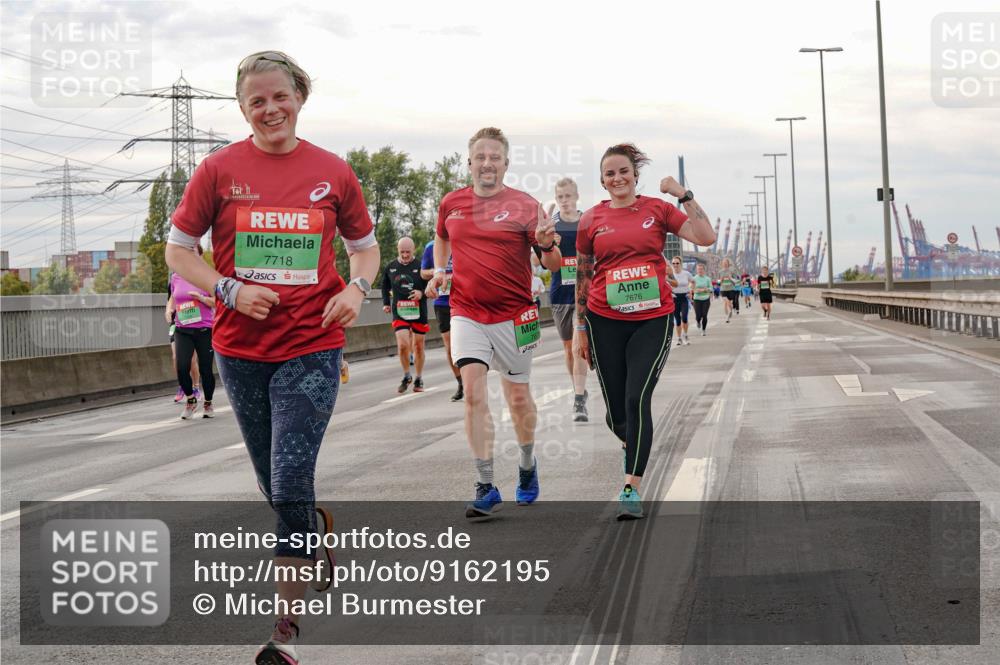 03.10.2025 - Köhlbrandbrückenlauf Michael Burmester http://msf.ph/oto/9162195 03.10.2025 16:04:05 Position 3 7718, 7676 meine-sportfotos.de
