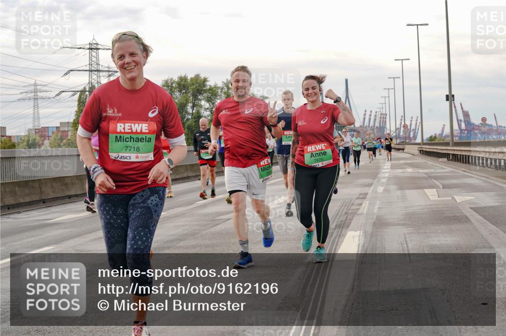 03.10.2025 - Köhlbrandbrückenlauf Michael Burmester http://msf.ph/oto/9162196 03.10.2025 16:04:05 Position 3 7718, 7676 meine-sportfotos.de