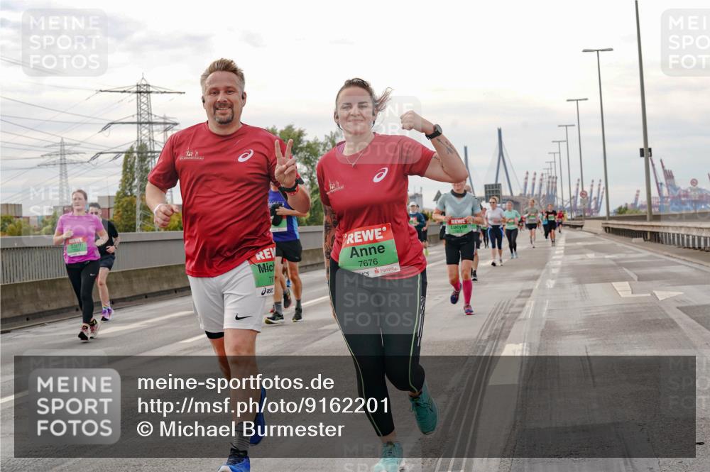 03.10.2025 - Köhlbrandbrückenlauf Michael Burmester http://msf.ph/oto/9162201 03.10.2025 16:04:06 Position 3 76, 7676 meine-sportfotos.de