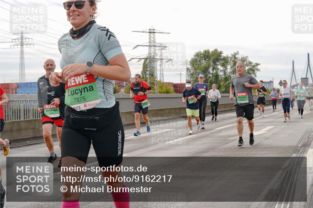 03.10.2025 - Köhlbrandbrückenlauf Michael Burmester http://msf.ph/oto/9162217 03.10.2025 16:04:10 Position 3 9424, 7875 meine-sportfotos.de