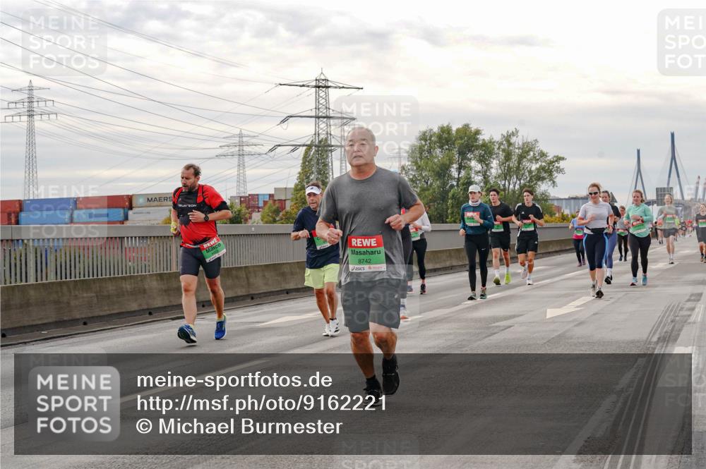 03.10.2025 - Köhlbrandbrückenlauf Michael Burmester http://msf.ph/oto/9162221 03.10.2025 16:04:12 Position 3 8742 meine-sportfotos.de