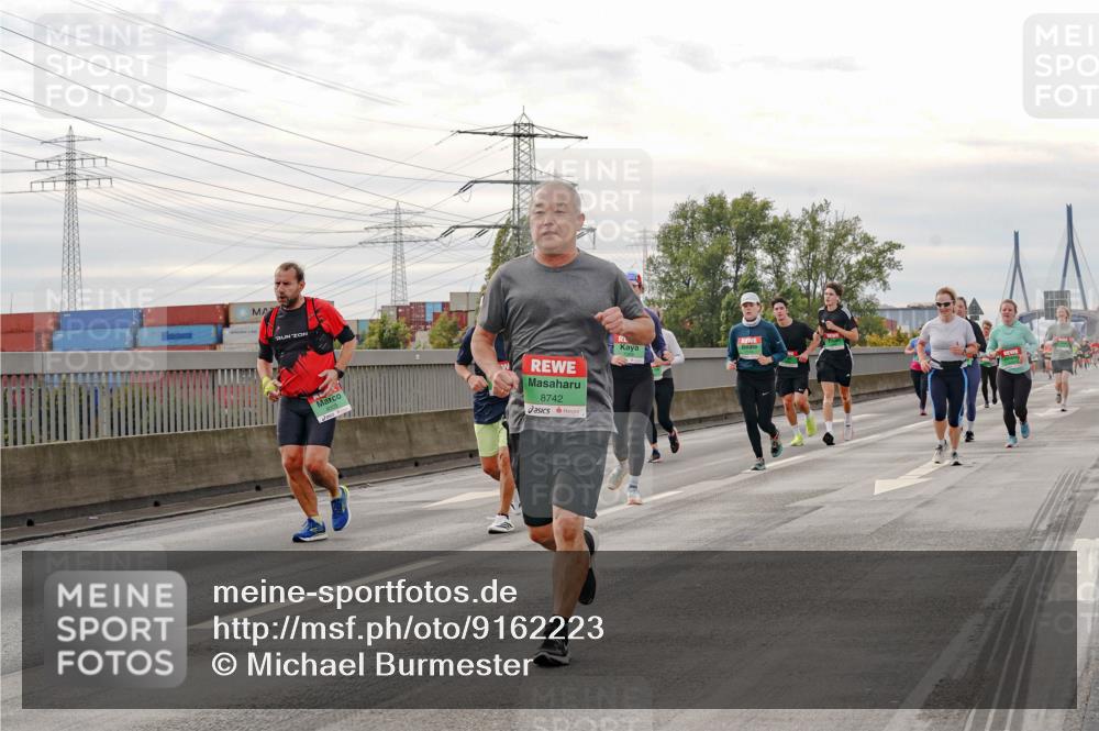 03.10.2025 - Köhlbrandbrückenlauf Michael Burmester http://msf.ph/oto/9162223 03.10.2025 16:04:12 Position 3 8742 meine-sportfotos.de