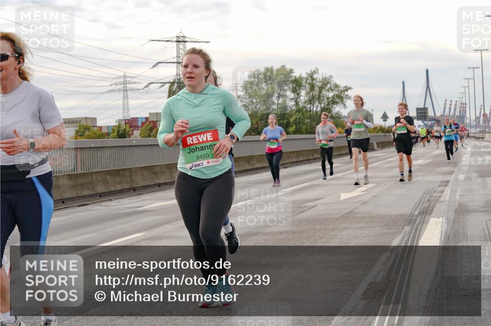 03.10.2025 - Köhlbrandbrückenlauf Michael Burmester http://msf.ph/oto/9162239 03.10.2025 16:04:18 Position 3 8450 meine-sportfotos.de
