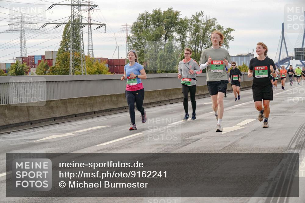 03.10.2025 - Köhlbrandbrückenlauf Michael Burmester http://msf.ph/oto/9162241 03.10.2025 16:04:20 Position 3 9621, 9622 meine-sportfotos.de