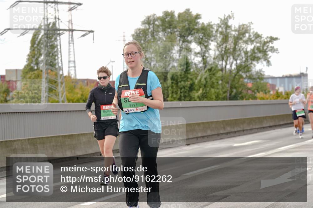 03.10.2025 - Köhlbrandbrückenlauf Michael Burmester http://msf.ph/oto/9162262 03.10.2025 16:04:27 Position 3 8193, 9117 meine-sportfotos.de