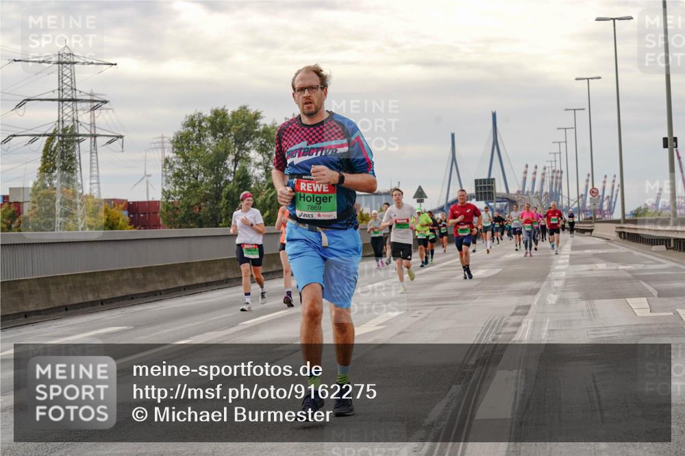 03.10.2025 - Köhlbrandbrückenlauf Michael Burmester http://msf.ph/oto/9162275 03.10.2025 16:04:34 Position 3 7869 meine-sportfotos.de