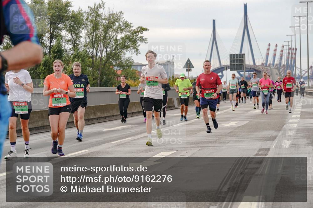 03.10.2025 - Köhlbrandbrückenlauf Michael Burmester http://msf.ph/oto/9162276 03.10.2025 16:04:35 Position 3 7931, 7930, 9431 meine-sportfotos.de