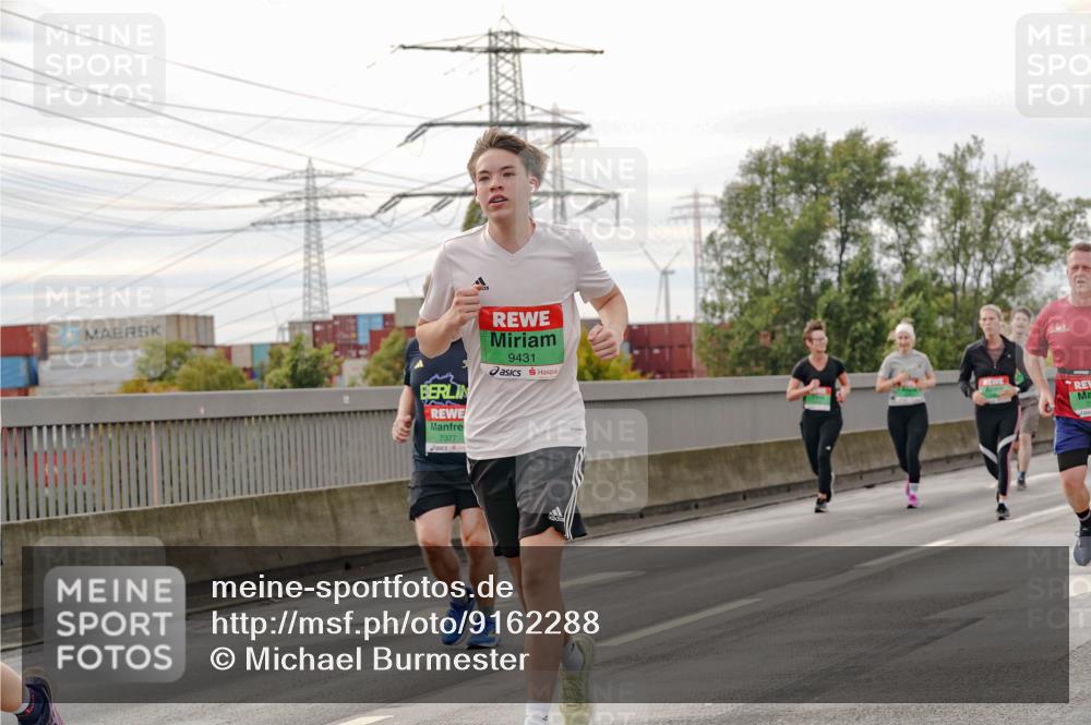 03.10.2025 - Köhlbrandbrückenlauf Michael Burmester http://msf.ph/oto/9162288 03.10.2025 16:04:40 Position 3 7377, 9431 meine-sportfotos.de