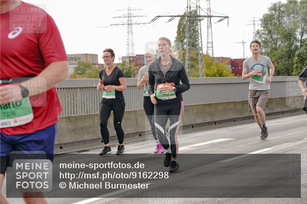 03.10.2025 - Köhlbrandbrückenlauf Michael Burmester http://msf.ph/oto/9162298 03.10.2025 16:04:45 Position 3 7376, 2505, 8209, 7493 meine-sportfotos.de