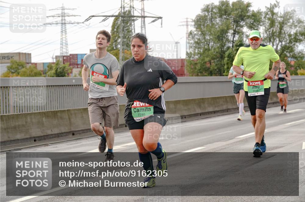 03.10.2025 - Köhlbrandbrückenlauf Michael Burmester http://msf.ph/oto/9162305 03.10.2025 16:04:47 Position 3 7785, 8845 meine-sportfotos.de