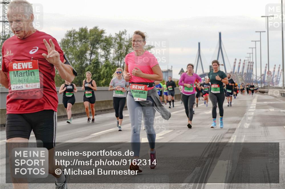 03.10.2025 - Köhlbrandbrückenlauf Michael Burmester http://msf.ph/oto/9162314 03.10.2025 16:04:50 Position 3 8615, 8810 meine-sportfotos.de