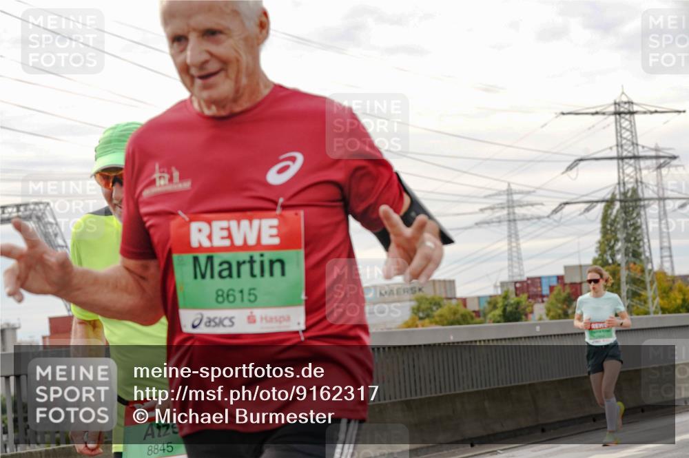 03.10.2025 - Köhlbrandbrückenlauf Michael Burmester http://msf.ph/oto/9162317 03.10.2025 16:04:51 Position 3 8845, 8615 meine-sportfotos.de