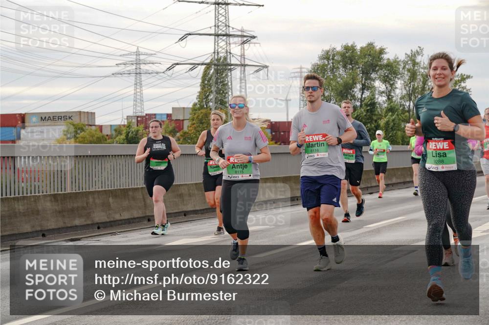 03.10.2025 - Köhlbrandbrückenlauf Michael Burmester http://msf.ph/oto/9162322 03.10.2025 16:04:54 Position 3 8115, 8116, 9288 meine-sportfotos.de