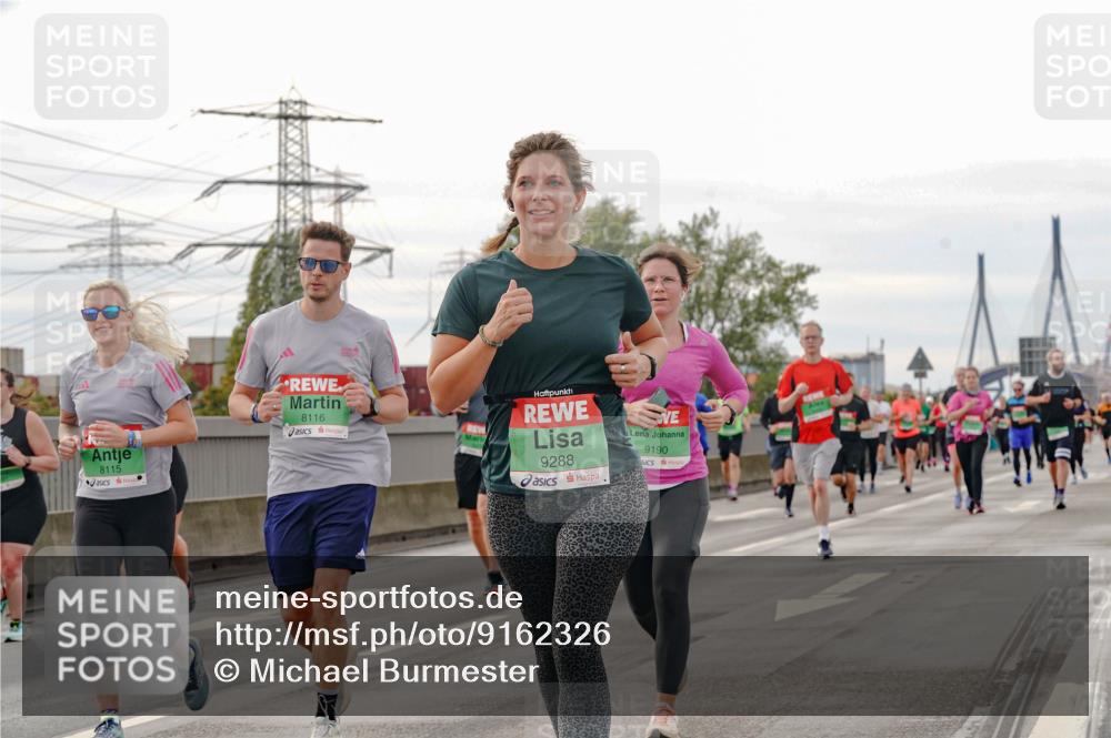 03.10.2025 - Köhlbrandbrückenlauf Michael Burmester http://msf.ph/oto/9162326 03.10.2025 16:04:55 Position 3 8115, 8116, 9288, 9190 meine-sportfotos.de