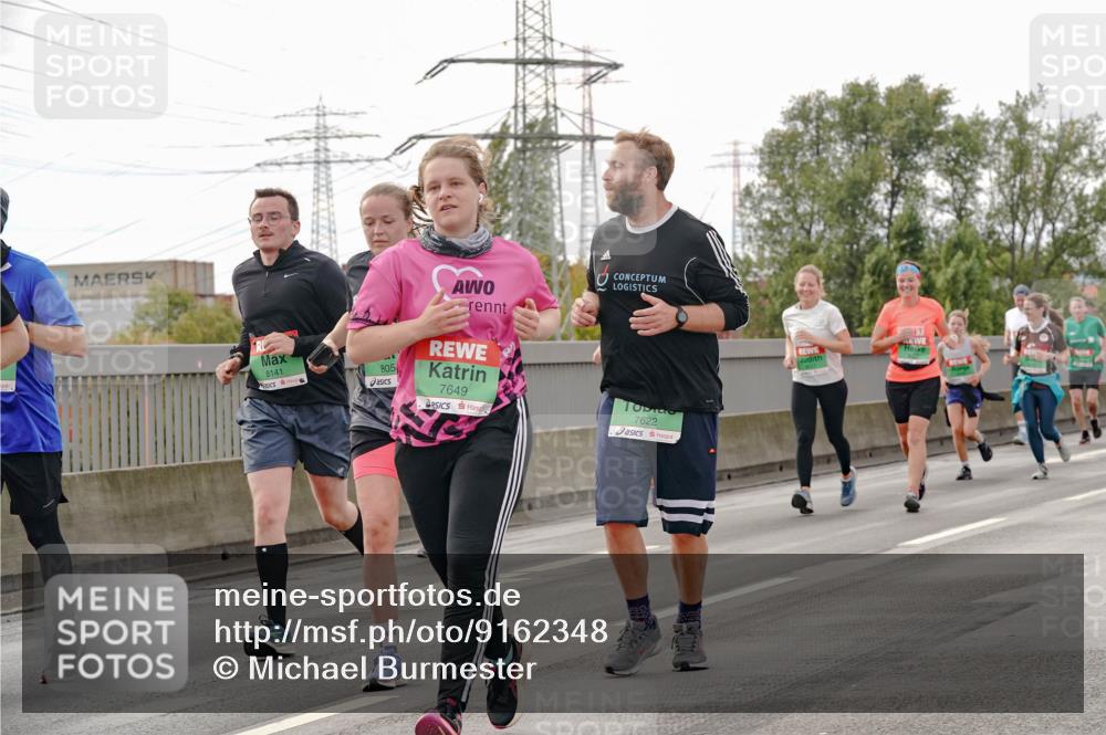 03.10.2025 - Köhlbrandbrückenlauf Michael Burmester http://msf.ph/oto/9162348 03.10.2025 16:05:04 Position 3 8141, 805, 7649, 7622 meine-sportfotos.de