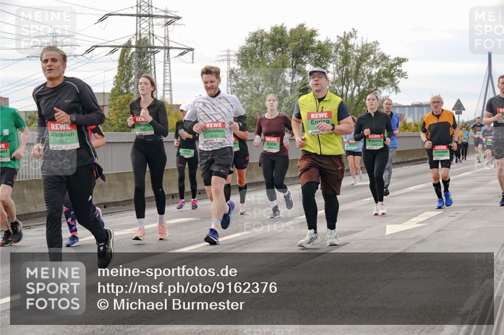 03.10.2025 - Köhlbrandbrückenlauf Michael Burmester http://msf.ph/oto/9162376 03.10.2025 16:05:14 Position 3 7957, 9133 meine-sportfotos.de