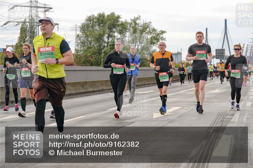 03.10.2025 - Köhlbrandbrückenlauf Michael Burmester http://msf.ph/oto/9162382 03.10.2025 16:05:15 Position 3 7538, 7362, 7446, 9239, 9573, 8109 meine-sportfotos.de